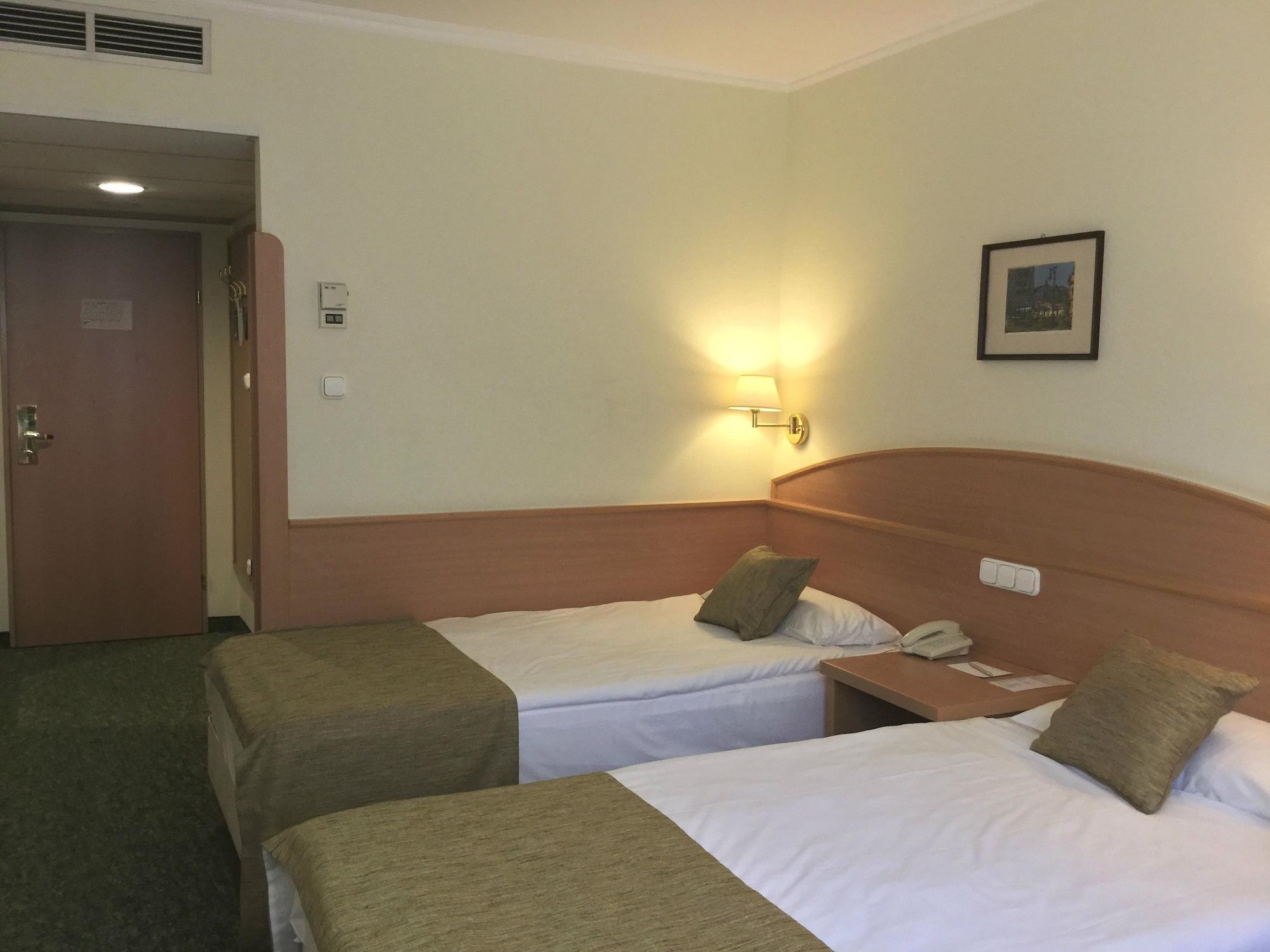 Danubius Hotel Erzsebet City Center Budapest Exteriör bild